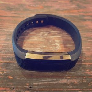 Fitbit Alta (Black and Gold)